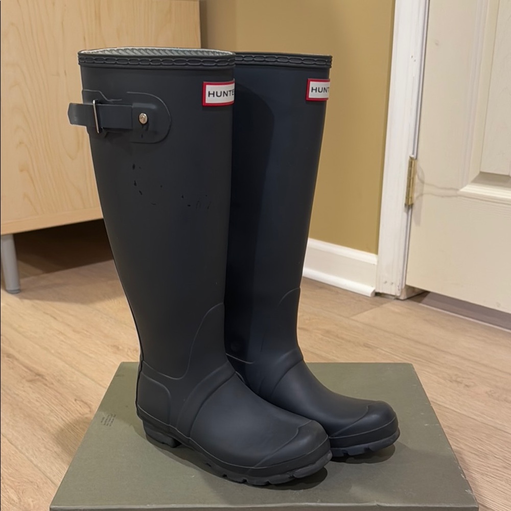 Hunter Navy Tall Rain Boots